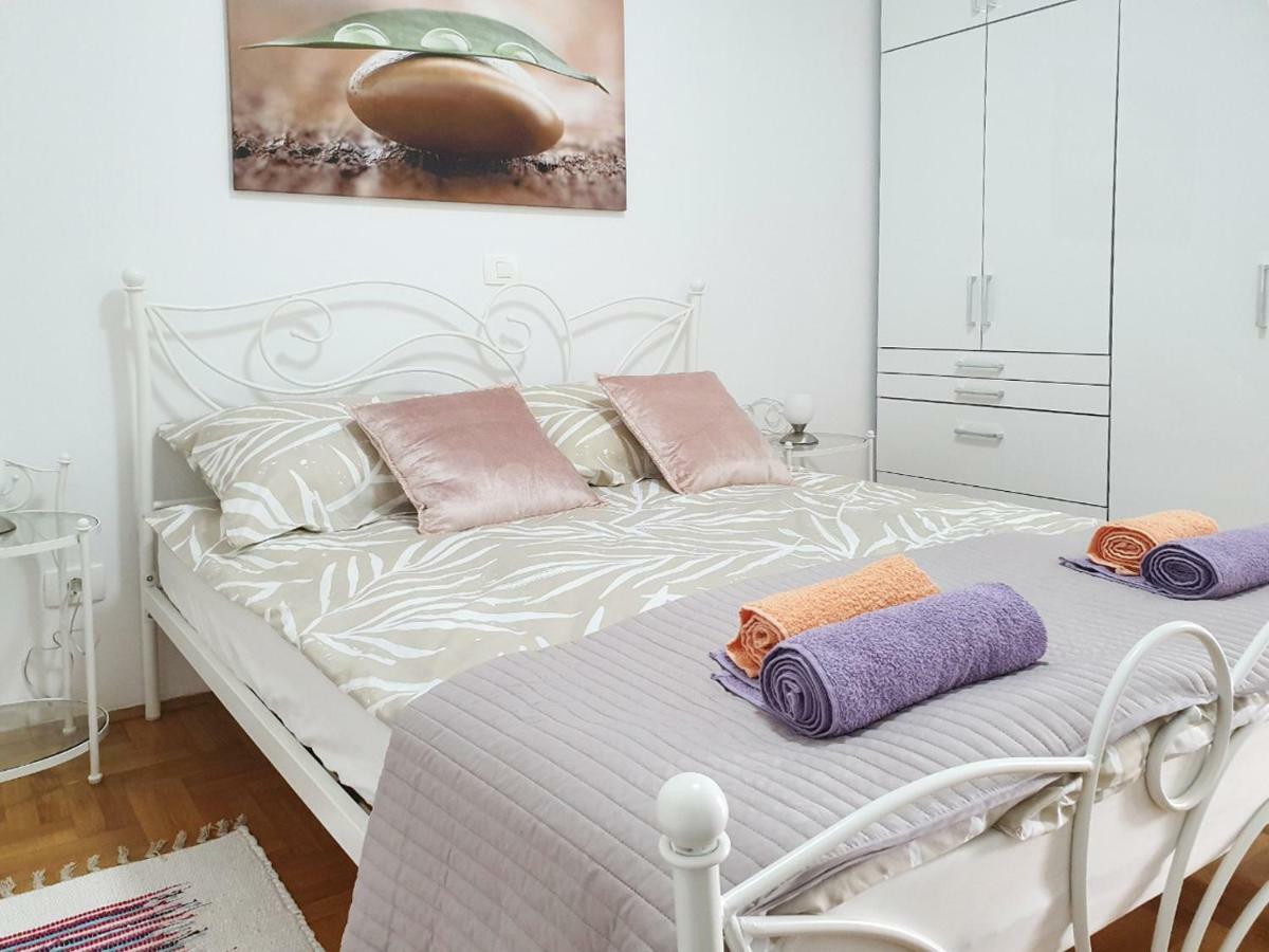 Lastovka Posesi Apartamento Medulin Exterior foto